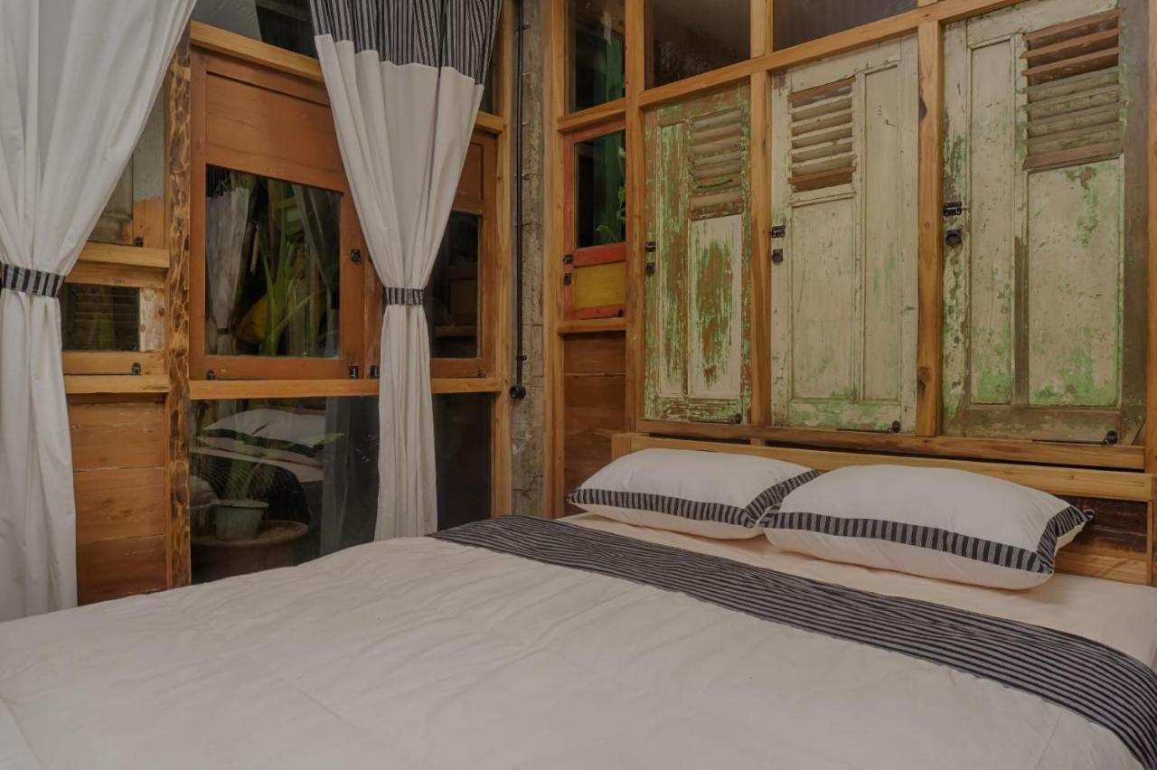 Lorong Homestay Bantul Exterior foto